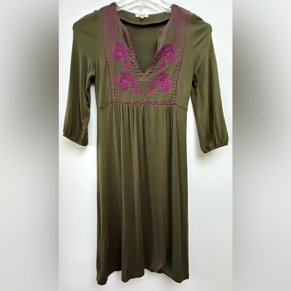 Fossil Olive Green Midi Dress with 3/4 Sleeves - Picture 2 of 7